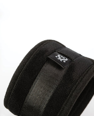 Sei Mio Neck Firmly in Check Adjustable Neck & Wrist Restraint Kit - Black