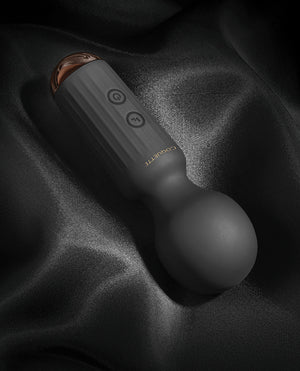 Coquette Coquette The Small Wonder Mini Wand - Black/Rose Gold - Image 3