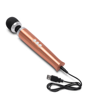 Le Wand Le Wand Die Cast Rechargeable Massager - Rose Gold - Image 3